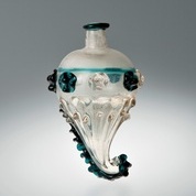 【魅せる器①】ボタン文ペイズリー形香水瓶